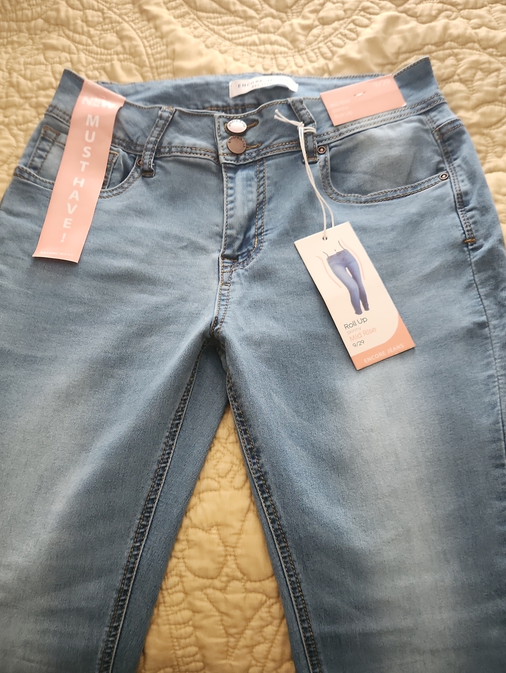 Light Blue Women’s Rolled Up Jeans - Encore Jeans